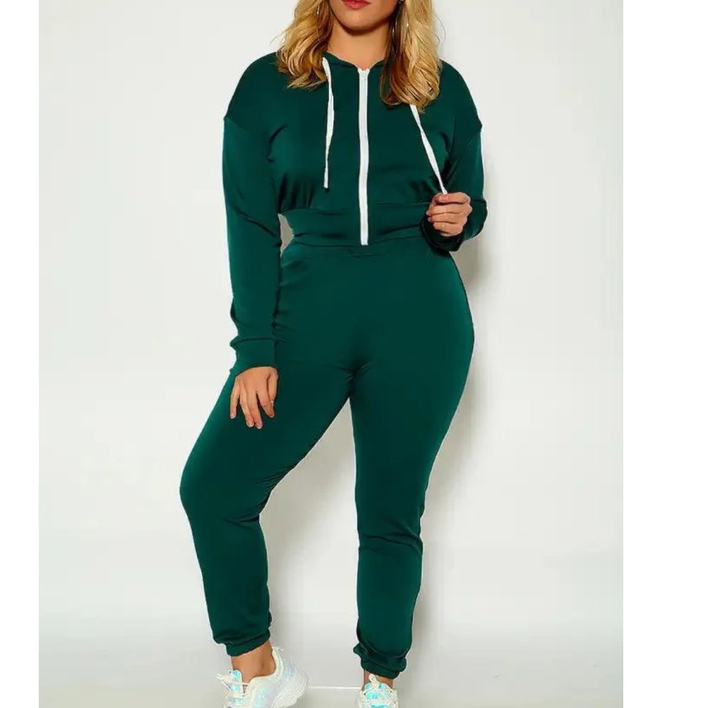 Women's Green Hoodie and Jogger Set